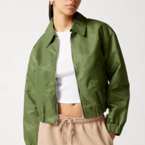 Nylon bomber jacket from UO - Picture 5 of 7